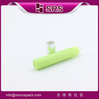 플라스틱 병에 있는 7ml 빈 롤